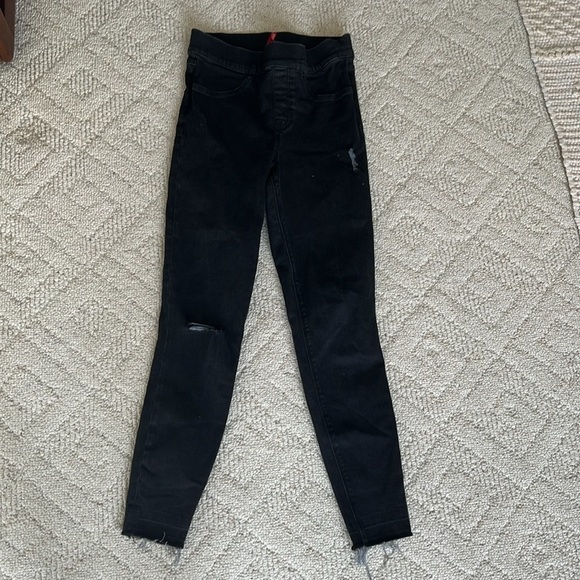 Spanx Denim Distressed Skinny Jeans Pants Pull On - Picture 2 of 5